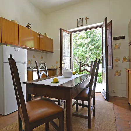 Casa Santa Lucia Apartment *